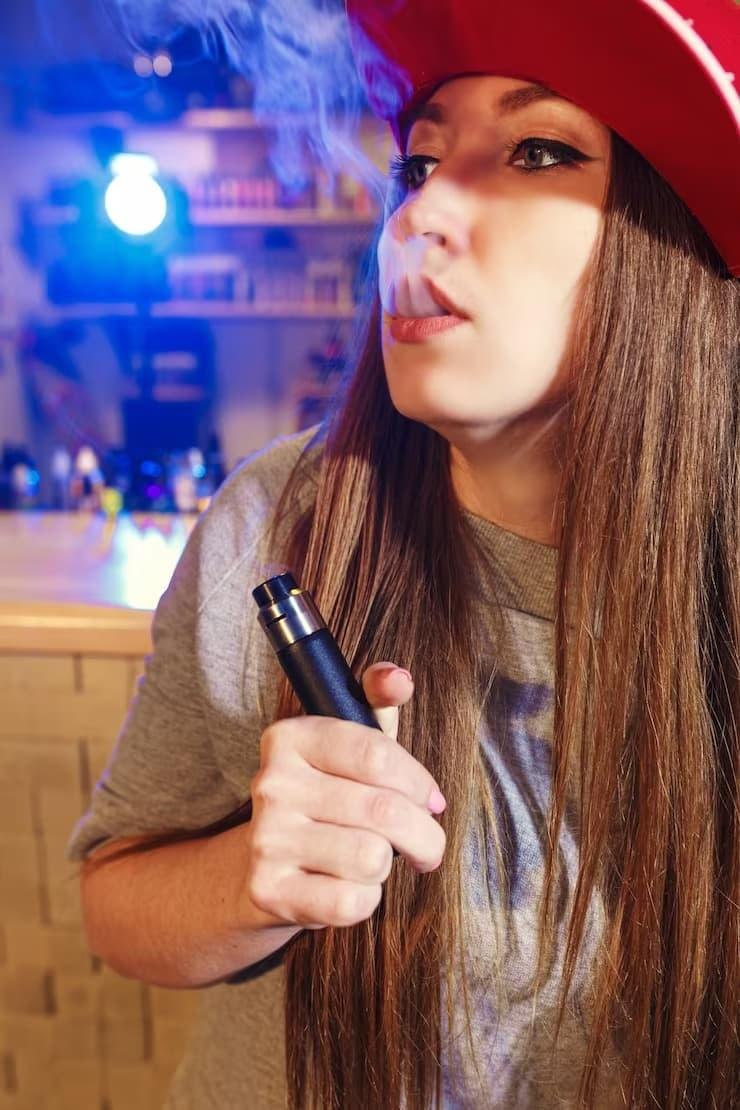 Descubre los riesgos del accidente con cigarrillo electrónico y cómo prevenirlos