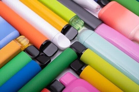 e papierosy y la polémica sobre cigarrillos electronicos prohibidos argentina, impacto legal, sanciones y alternativas