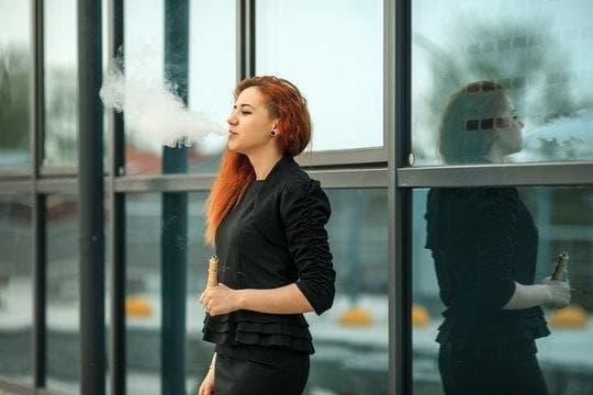 Descubre Vape Shop y sus exclusivos cigarrillos electronicos plateados para una experiencia única en Vape Shop
