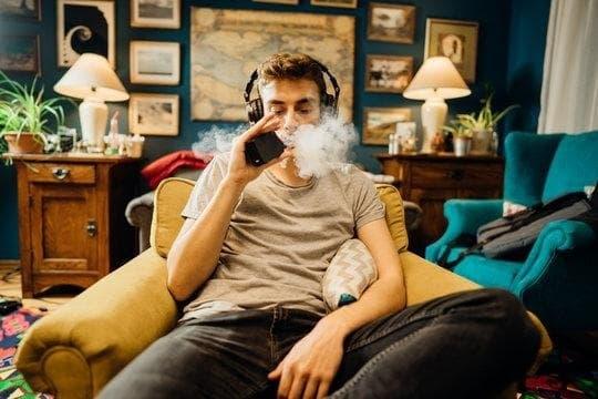 Consejos para elegir un vape shop y entender el aceite de alquitrán del tabaco para cigarrillo electrónico