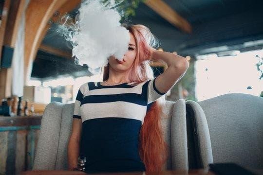 Descubre la variedad de E cigi bolt para los mejores cigarrillos electronicos en Ibiza y disfruta la experiencia única