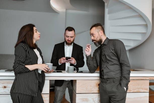 Einweg E-Zigaretten la nueva tendencia entre cigarrillos electronicos mas que vapor y experiencias innovadoras