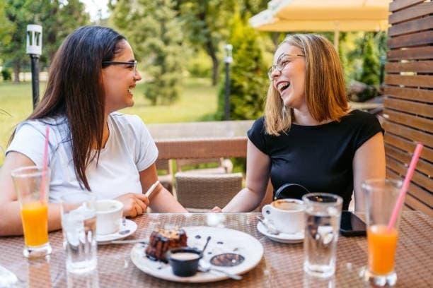 Compra cigarrillos electrónicos Momvap Online y disfruta de los mejores E-Cigarettes Online seguros y efectivos