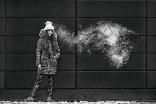 Descubre cómo los cigarrillos electronicos en Baza están revolucionando el mundo de los e-cigarettes y su creciente popularidad