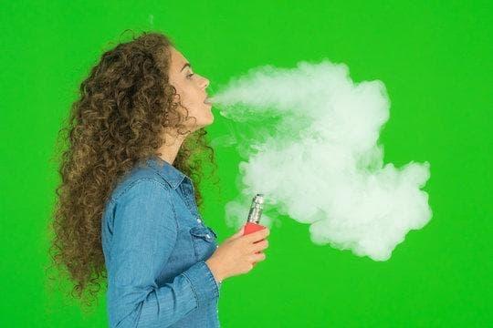 Papieros electrónicos y cigarrillos electrónicos Oleiros la mejor opción para un vapeo saludable